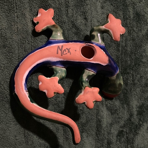 Vibrant Ceramic Gecko Reptile Decor - Picture 3 of 6